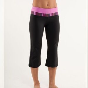 Lululemon Groove Crop